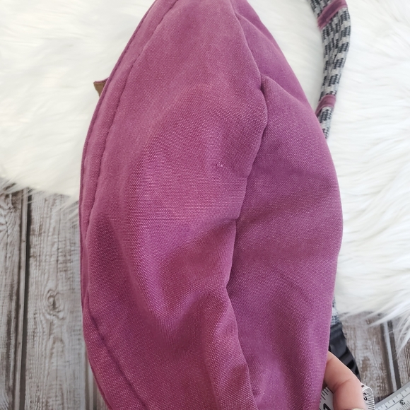 purple kavu sling bag